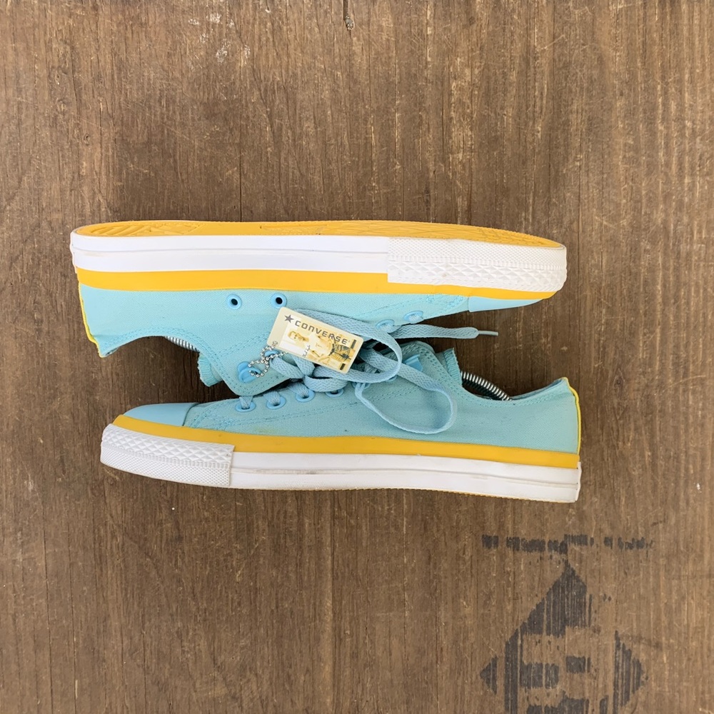 Converse all stars low